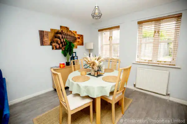 Dining table in the lounge